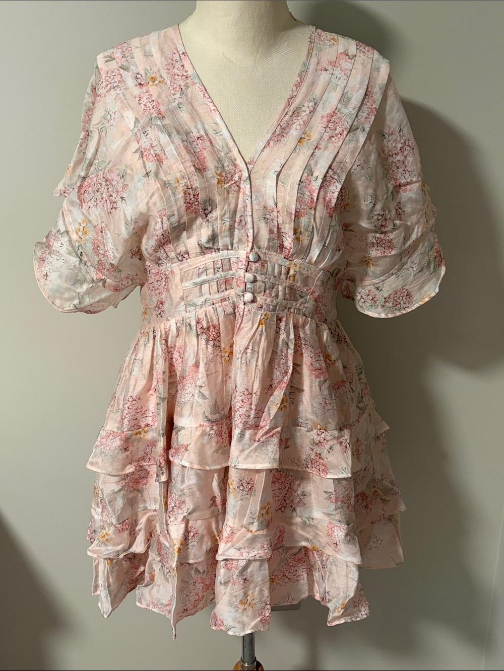 NWT Floral Storia Dress size Medium